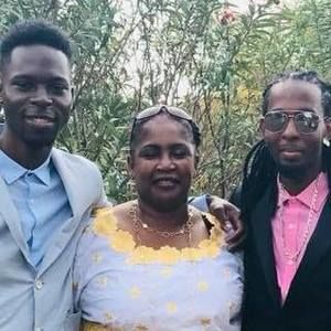 Meet your Posher, Cecelia